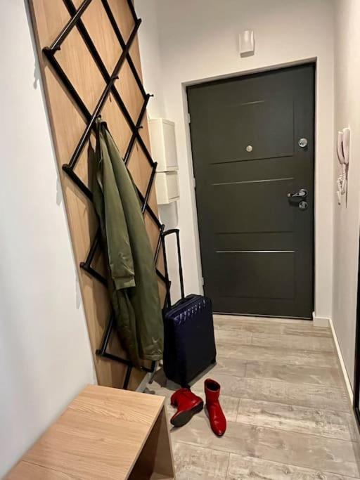 Smart Apartment Ogrodowa وارسو المظهر الخارجي الصورة