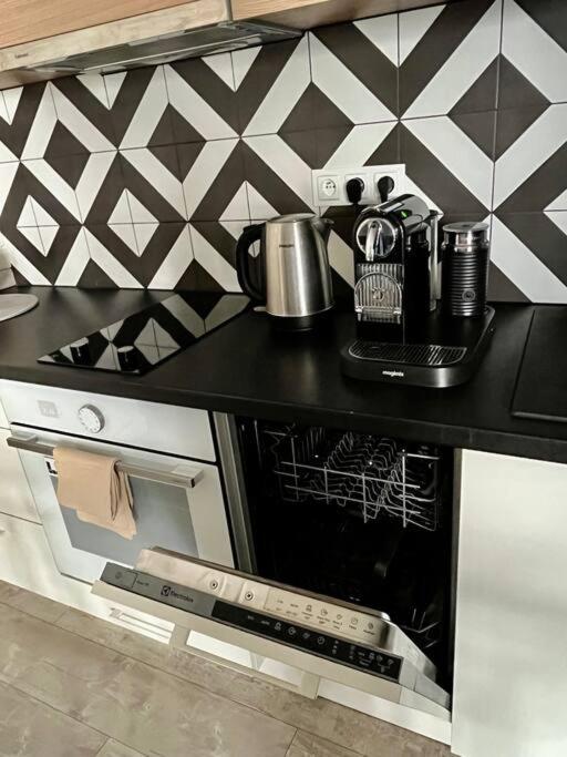 Smart Apartment Ogrodowa وارسو المظهر الخارجي الصورة
